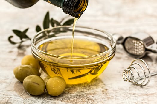 Le monde des olives, des huiles et leurs bienfaits