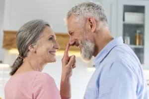 Une communication ouverte améliore la vie sexuelle à 50 ans.