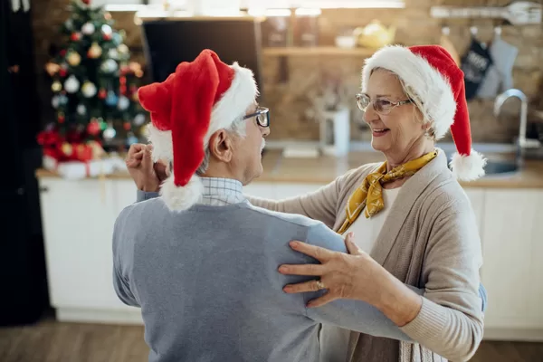 La magie d'un Noël actif : conseils pour les personnes âgées