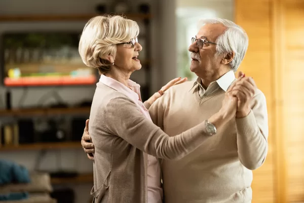Comment maintenir la passion dans une relation à long terme à 50 ans
