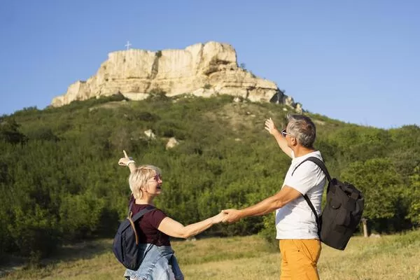 Aventures dans la nature : escapades de randonnée pour les couples