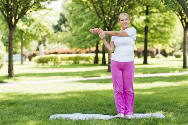 Exercices de yoga pour la flexibilité et l'équilibre