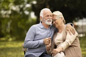 La importance de l'intimité à l'âge mûr
