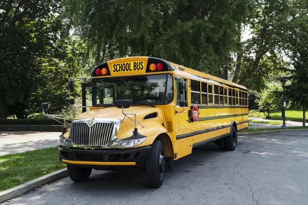 Des écoles qui évoluent, les bus scolaires se réinventent